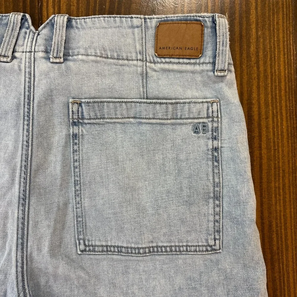 AMERICAN EAGLE Baggy‎ Bermuda Womens 10 Light Wash Denim Cargo Shorts